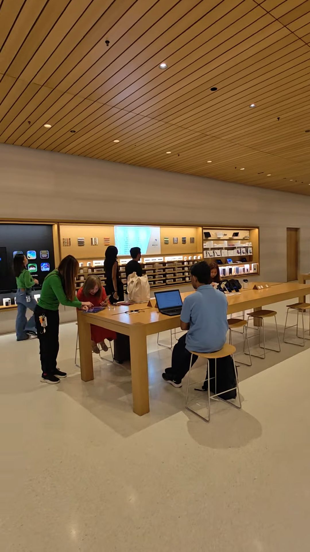 Apple Marina Bay Sands