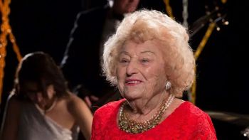 Metalowa babcia. W wieku 90 lat stała się światową gwiazdą metalu