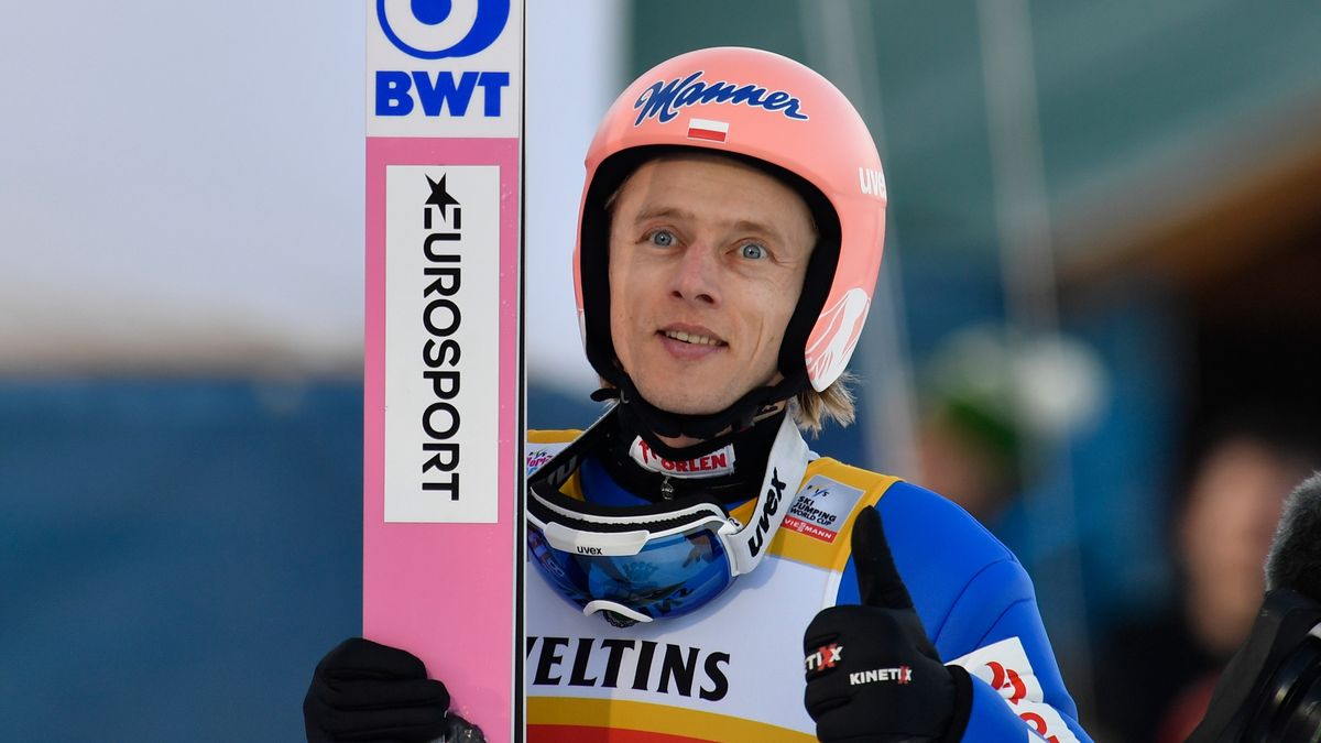 GARMISCH-PARTENKIRCHEN, GERMANY - JANUARY 1: Dawid Kubacki of Poland competes during the Individual HS142 at the Four Hills Tournament Men Garmisch-Partenkirchen on January 1, 2023 in Garmisch-Partenkirchen, Germany. (Photo by Franz Kirchmayr/SEPA.Media /Getty Images)