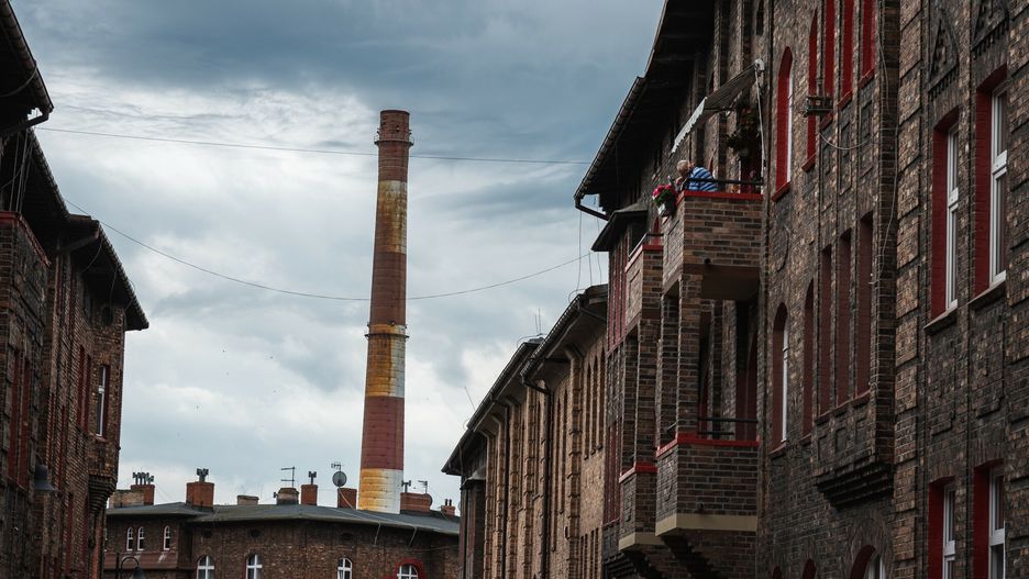 Katowice, Osiedle Nikiszowiec z górującym nad nim kominem