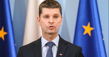 Minister edukacji przekonuje, że odroczenie matur to dla uczniów szansa. "Będą konsultacje w szkołach"