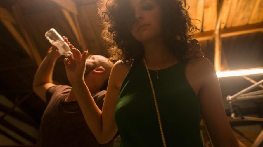 W jednej z głównych ról zagrała córka reżyserki, Maria Dębska