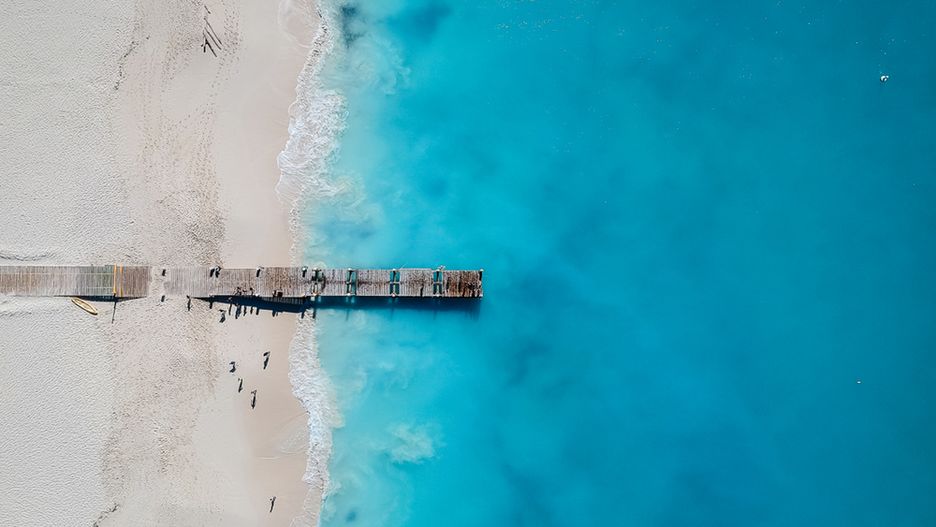 Na pierwszym miejscu znalazła się plaża Grace Bay na wyspie Providenciales w archipelagu Bahamy