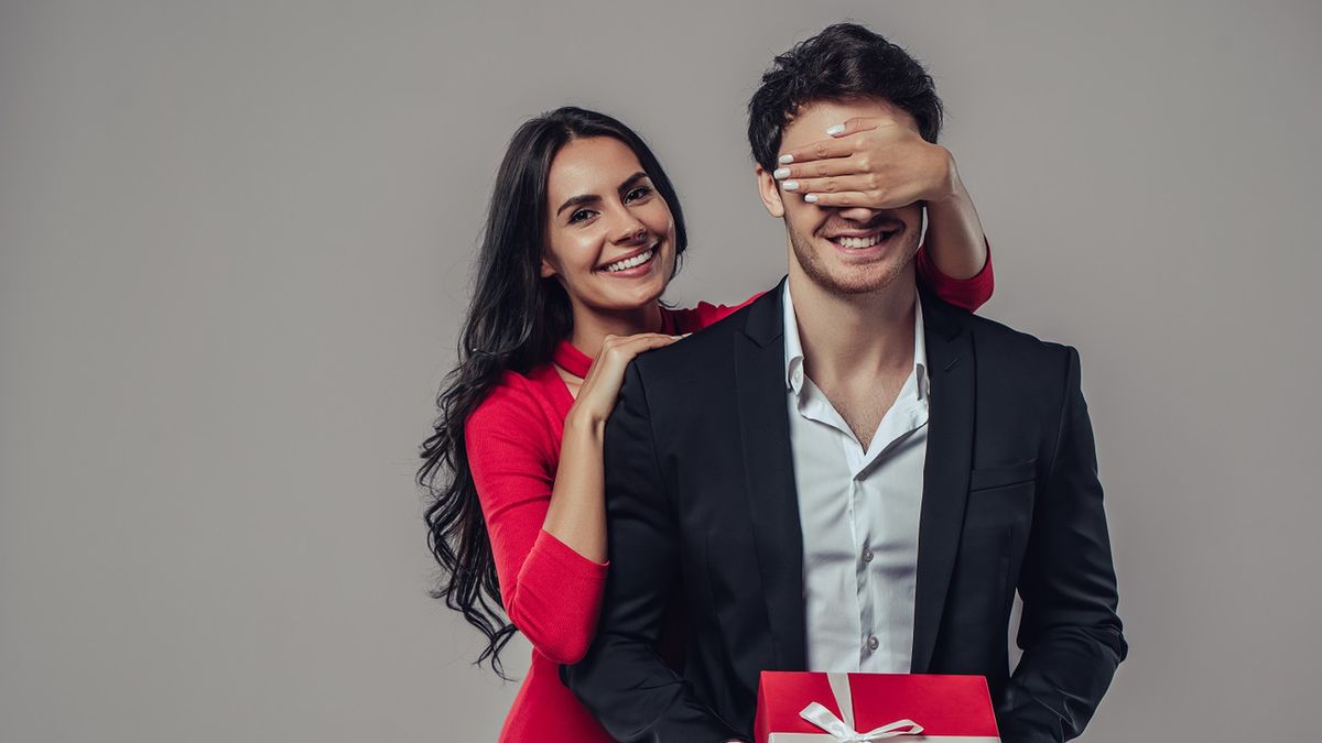 Walentynki 2020. Gadżety dla niego do 100 zł. Zobacz, co sprawi mu radość 1