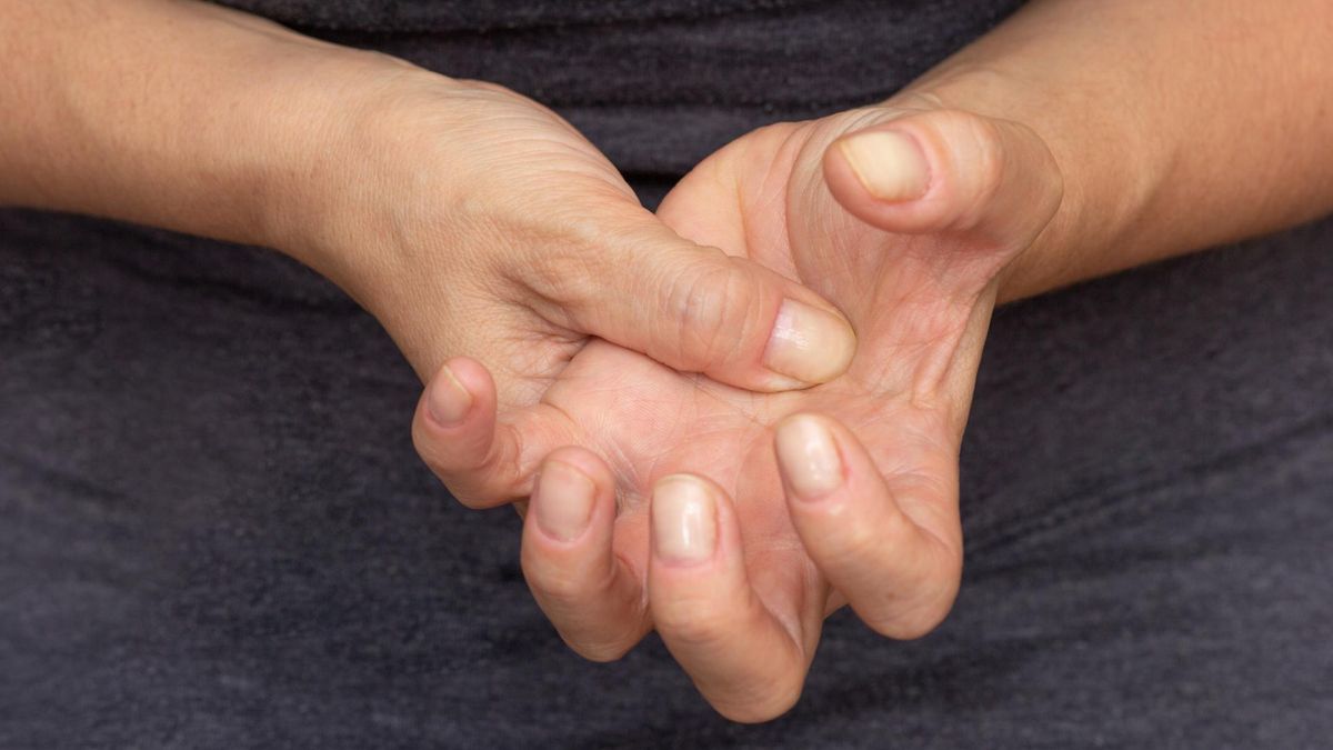 Niedobór jest bardziej powszechny niż się spodziewamy. Jak sprawdzić, czy brakuje nam magnezu?