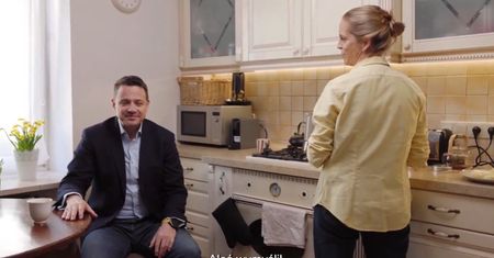 Niefortunne nagranie Trzaskowskiego. Fala oburzenia w sieci