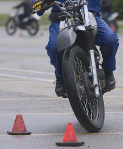 Darmowe szkolenia dla motocyklistów w Krakowie. Poćwicz na torze