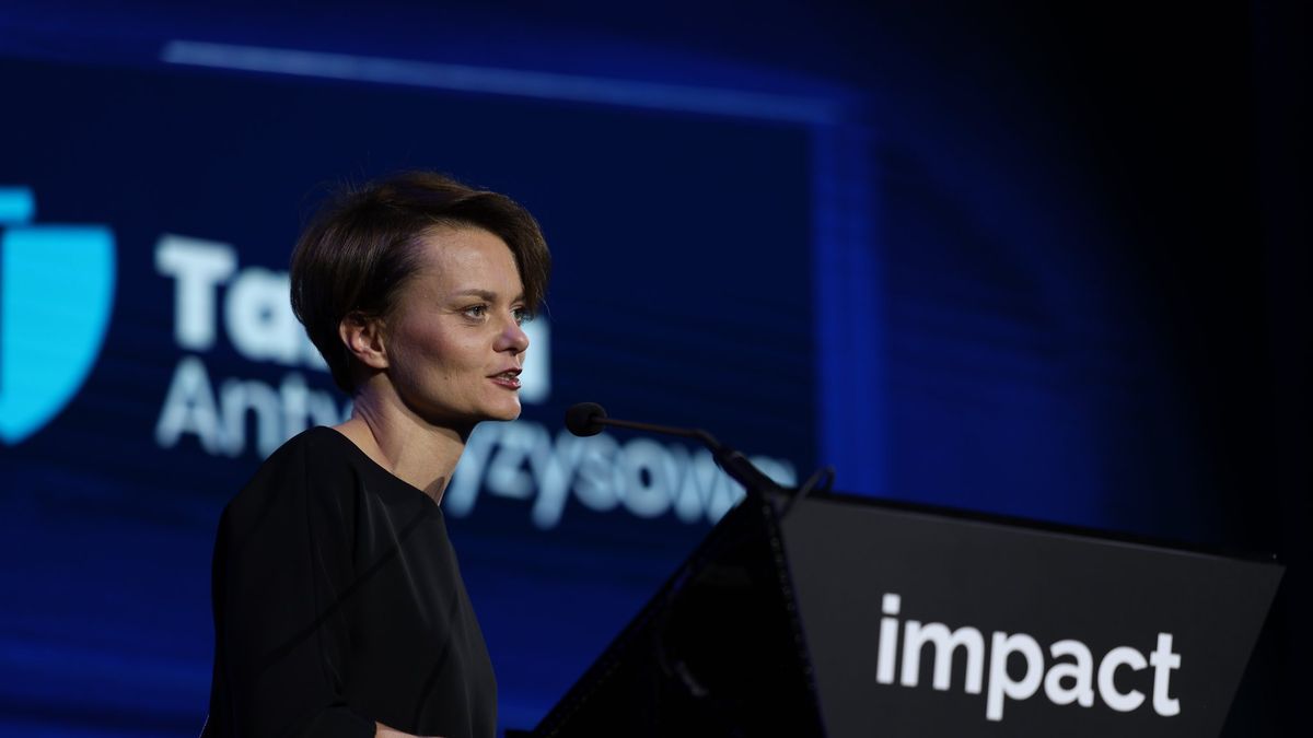Jadwiga Emilewicz odebrała nagrodę dla tysięcy urzędników i pracowników administracji, którzy tworzyli tarczę antykryzysową