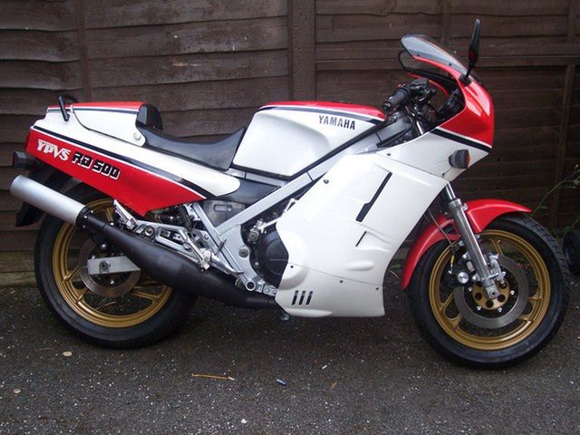 Yamaha RD500LC