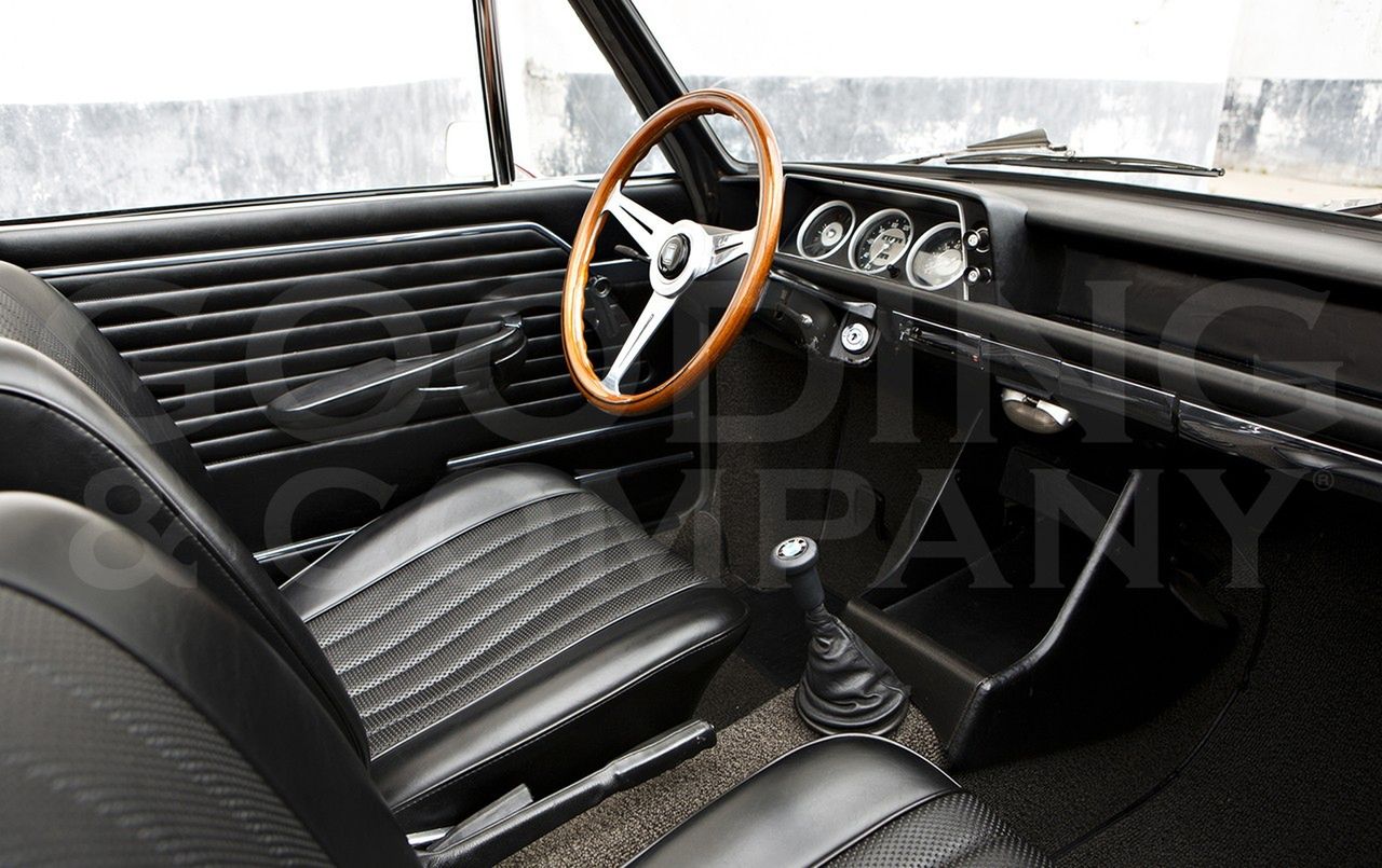 BMW 2002 Cabriolet