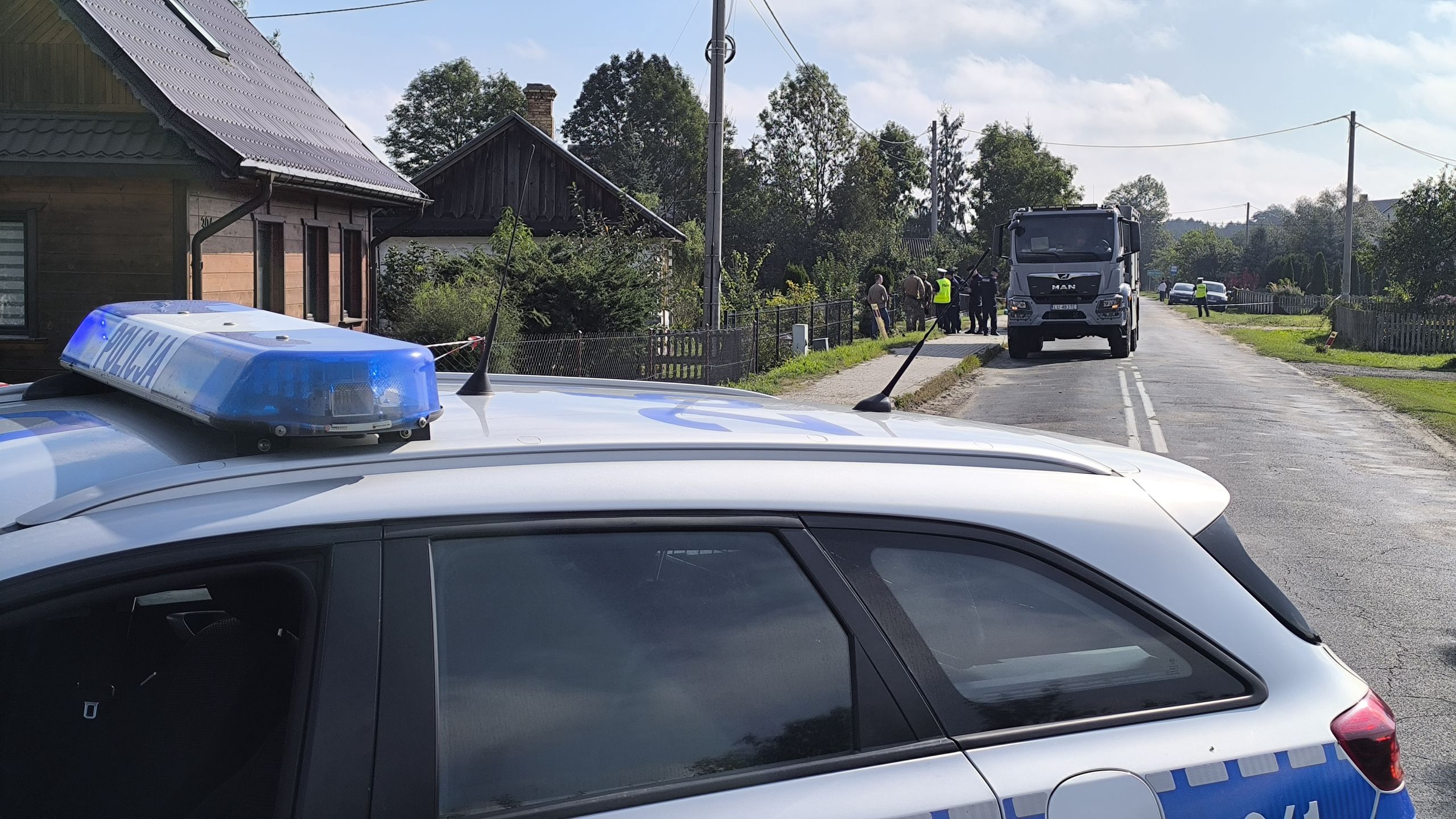 Zniszczony dom w miejscowości Wyryki