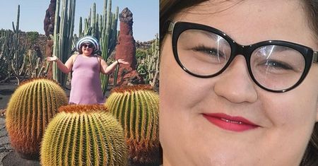 Dominika Gwit w kapelutku wystaje zza kaktusa (FOTO)