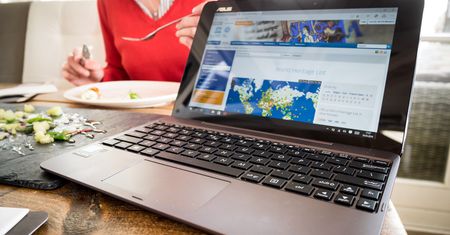 ASUS Transformer T100HA w podróży fotografa