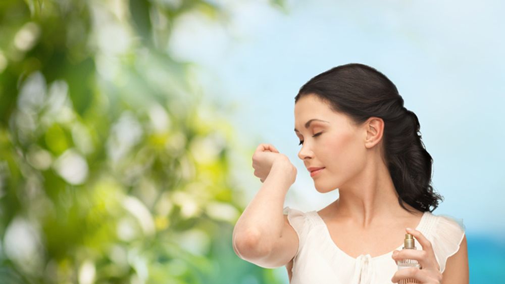 Wody perfumowane o świeżym zapachu to idealna propozycja dla optymistek i romantycznych kobiet