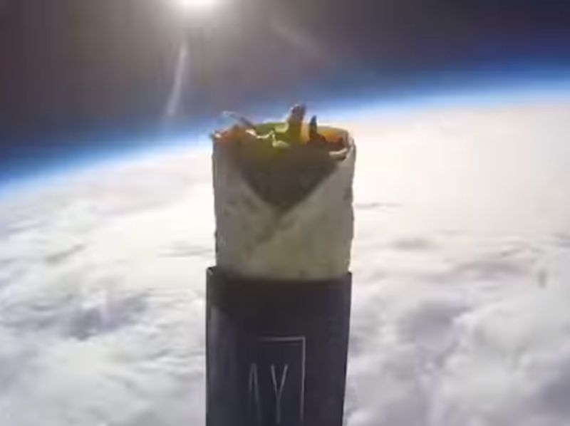 Kebab poleciał w kosmos. Wzniósł się na 38 km