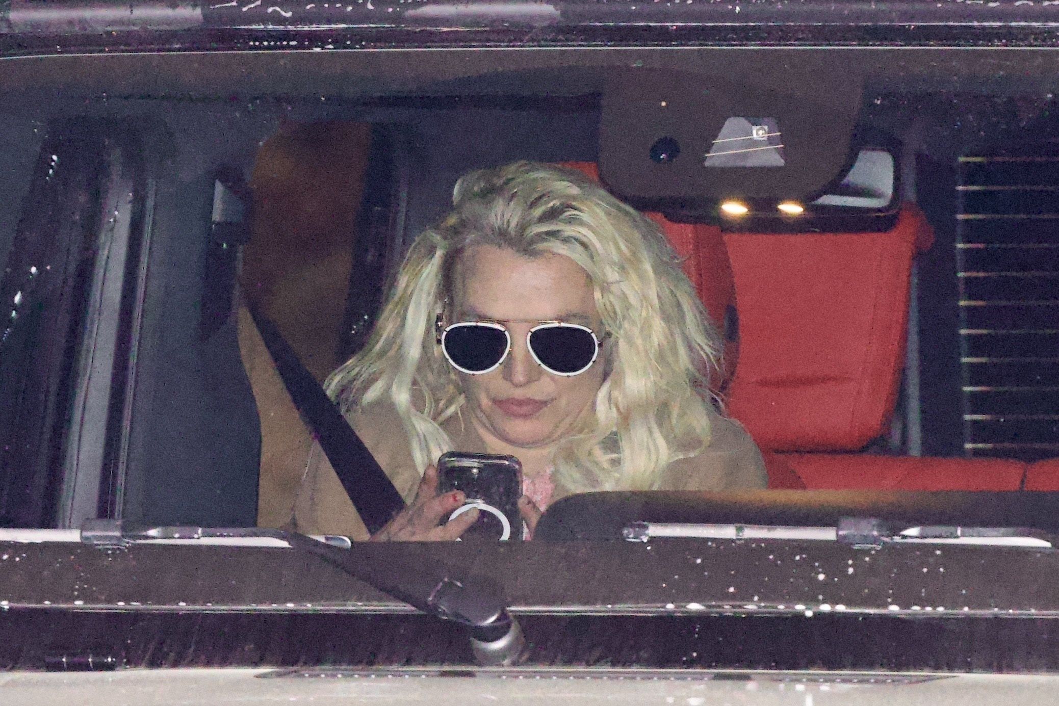 Britney Spears "przyłapana" na randce z mężem