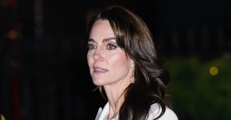 Zagraniczne media SPEKULUJĄ, dlaczego Kate MIddleton nie nagrała żadnego filmiku. "Reakcją byłby ogromny SZOK i zaniepokojenie jej wyglądem"