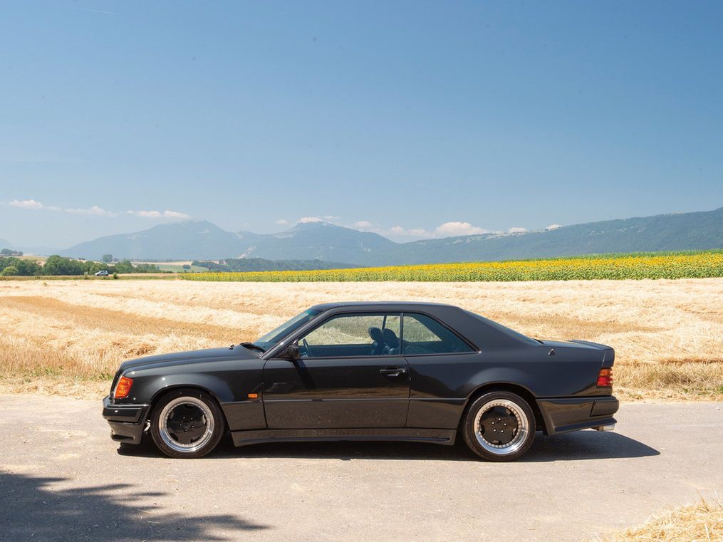 Mercedes-Benz 300 CE 6.0 AMG „Hammer”