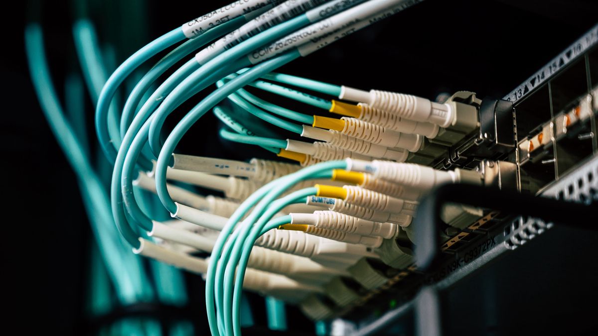 Przełącznik światłowodowy