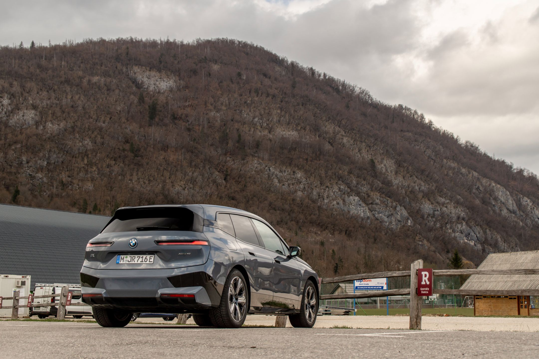 BMW iX xDrive40