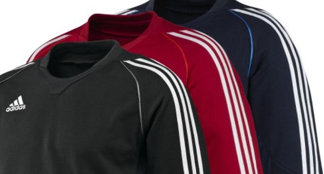 Adidas pozwał Marca Jacobsa za paski na ubraniach