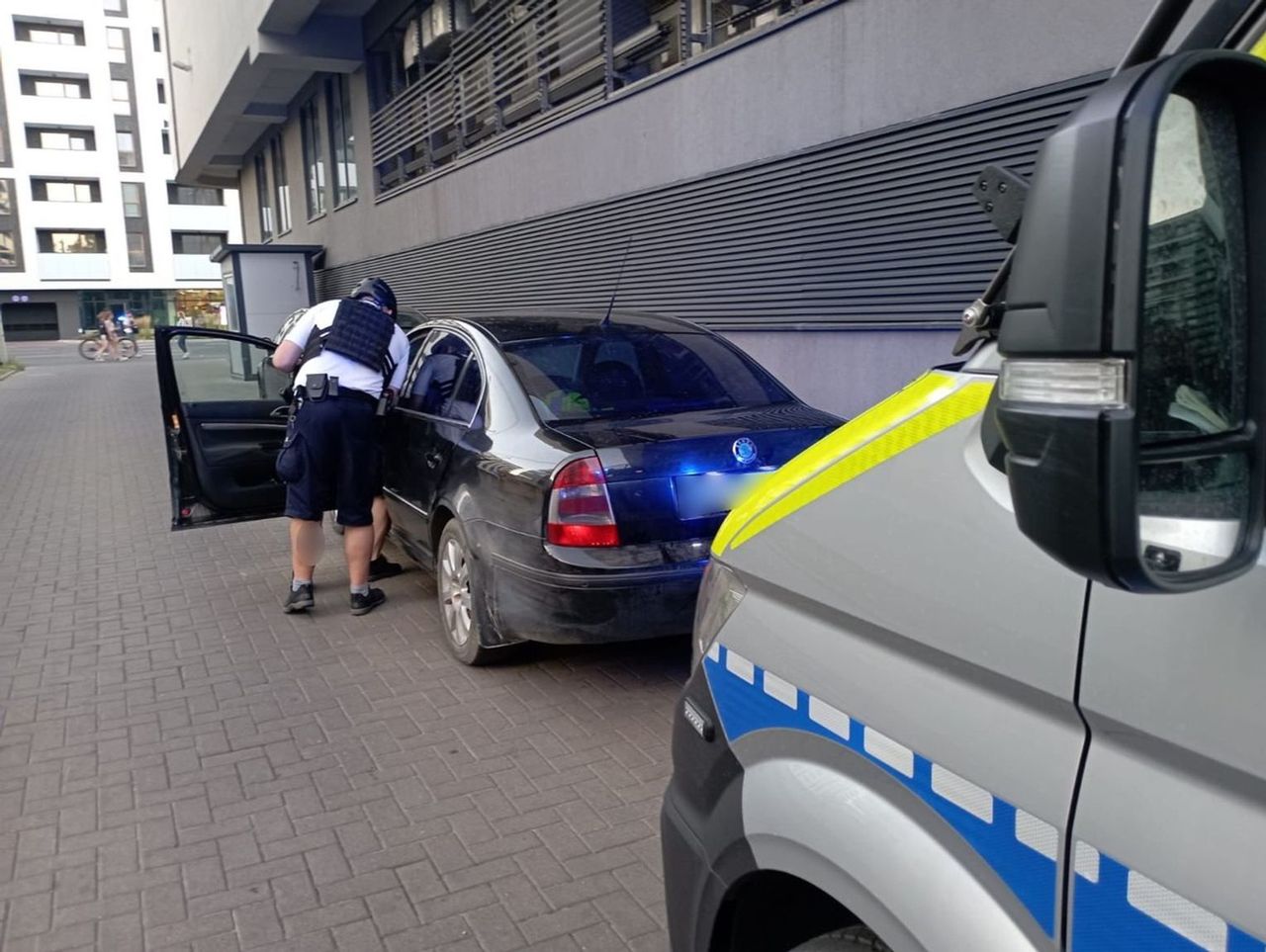 Białystok: Pasażer miał narkotyki przy sobie, a kierowca w sobie