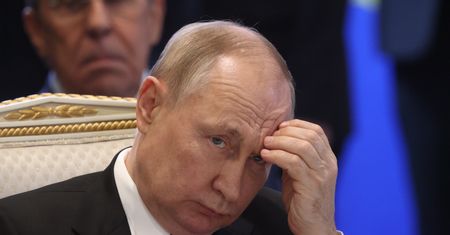 "Putin walczy o życie". Czego boi się Kreml?