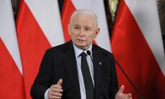 Kaczyński ostro po dymisjach w stołecznym ratuszu. "Kowal zawinił, a Cygana powiesili"