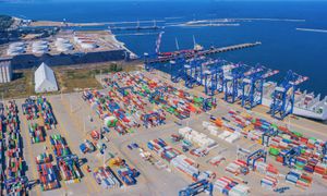 Polski port jak duże miasto. Policzyli, ile dokłada do gospodarki kraju