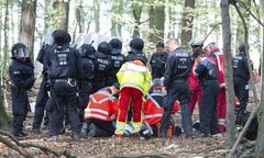 Śmierć dziennikarza pod Kolonią. Akcja policji w lesie Hambach