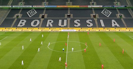 Tekturowi kibice na trybunach. Taki pomysł mają fani z Bundesligi