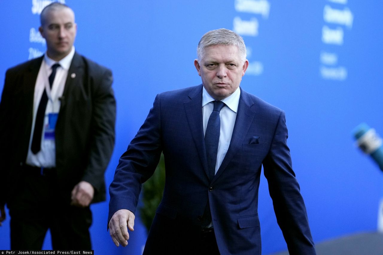 Student's handshake snub sparks political storm in Slovakia