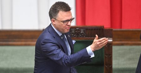 "Powinien się wytłumaczyć osobiście". Hołownia reaguje na tekst WP