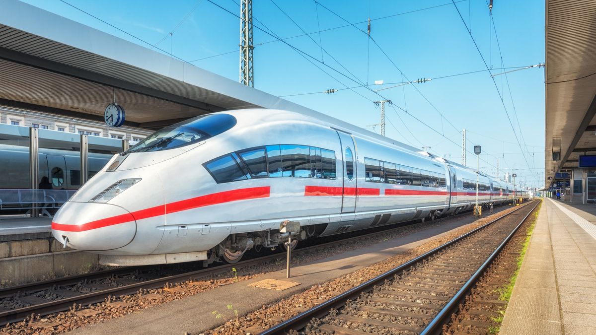 Złodzieje ukradli cenny obraz z pociągu 