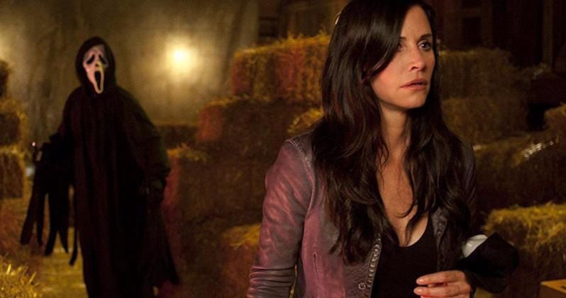 Courtney Cox w serii "Krzyk"