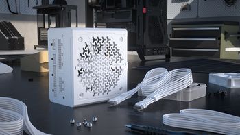 Corsair RMe z nowym kablem. Ma chronić kartę graficzną przed przegrzaniem