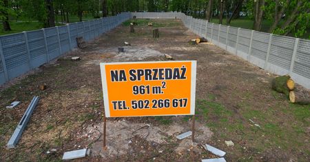 Sprzedaż gruntu. Fiskus znalazł sposób, by zarobić na prywatnych właścicielach