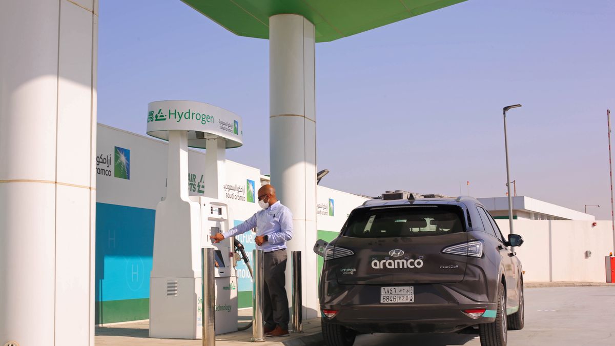 Aramco wprowadzi program "Energia paliw" dla niezależnych stacji