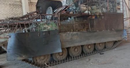 "Frankenstein" wraca na front. Rosjanie wyprowadzili go do walk