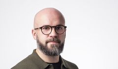 Kuba Piwowar: na czas epidemii koronawirusa zróbmy sobie "dietę informacyjną" [wywiad]