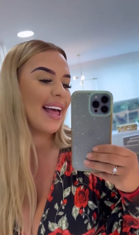 Polka zafundowała sobie "tureckie zęby"