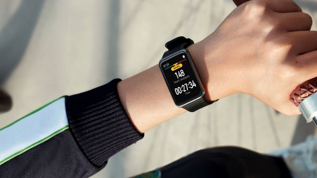 Huawei Band 6 już w Polsce w promocyjnej cenie. Wraz z nim Huawei Watch Fit Elegant 1