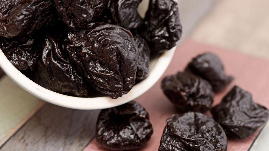 Suszone śliwki są zabawieniem dla jelit