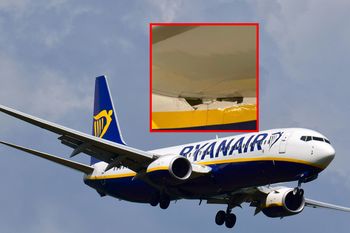 Lecieli z "dziurą" w samolocie. Ryanair mówi, że tak ma być