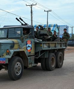 Eskalacja konfliktu. Tajlandia wprowadza stan wojenny przy granicy