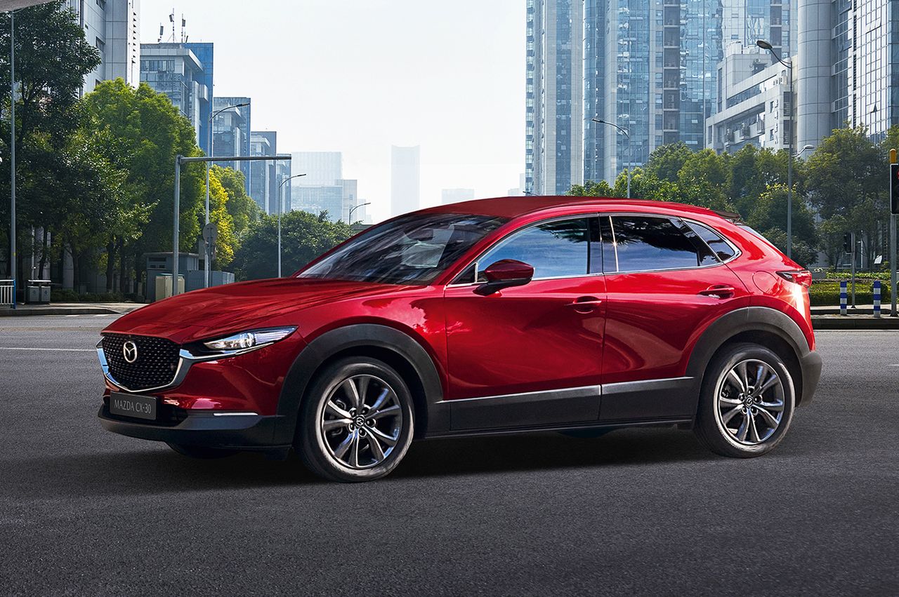 Jaką wartość ma X?  Mazda CX-30 M Hybrid z nowym silnikiem e-Skyactiv X