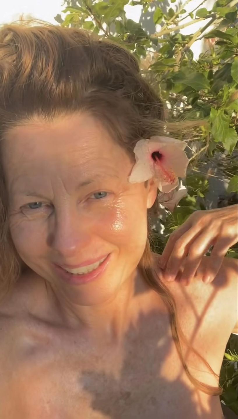 61-letnia Ewa Skibińska wygina się w bikini