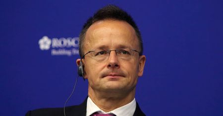 "Rosyjskie rezerwy energii są bardzo ważne". Szef węgierskiego MSZ w Moskwie