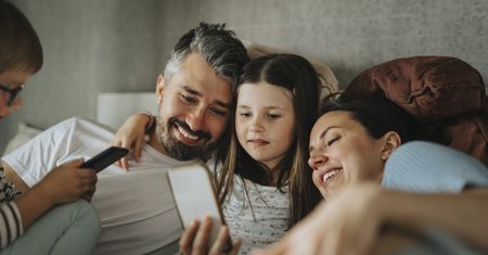 Wciągająca krzyżówka o rodzinie. Odkryjesz wszystkie hasła?