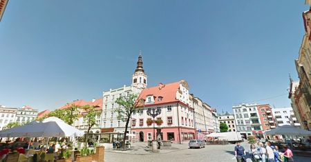 Świdnica. Zmarł po pobiciu na Rynku. Są zarzuty dla lekarza